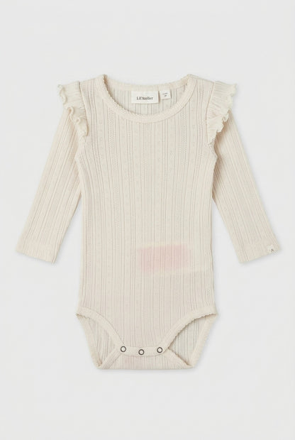 Lil' Atelier Langarmbody in Creme mit Ajour-Struktur