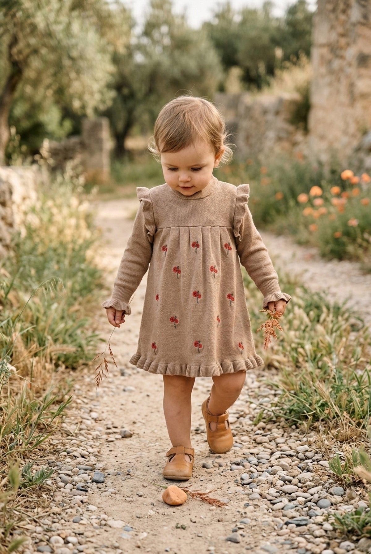 Fliink Kleid in Braun mit Mohnblumen-Muster