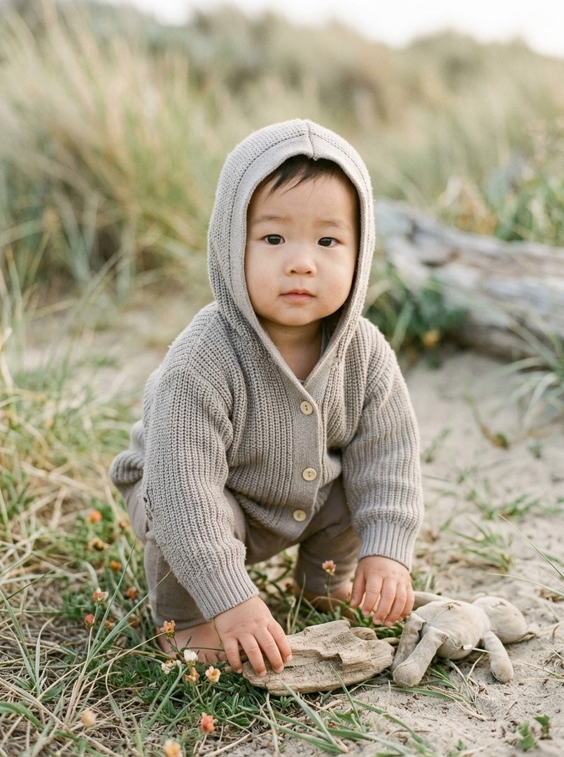 Guapoo Strickjacke mit Kapuze in Beige