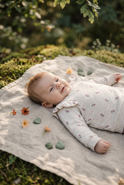NAME IT Baumwollpullover Beige meliert mit Blumenmuster