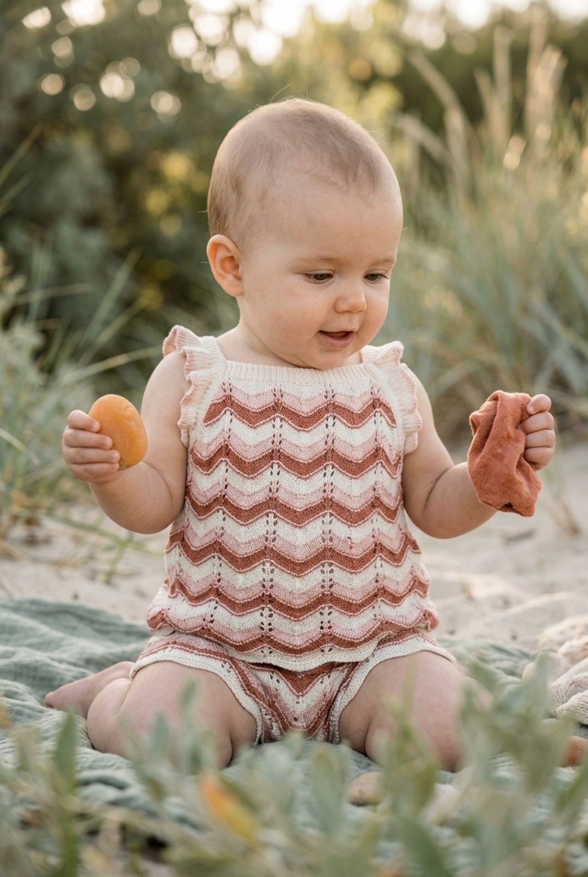 H&M Adorables Zweiteliges Set mit Trägertop und Shorts in Pointellestrick